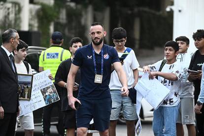 FOTO Kakav Baturina, kakav Petković. Azerbajdžanci tražili potpis od golmana Zagorca!