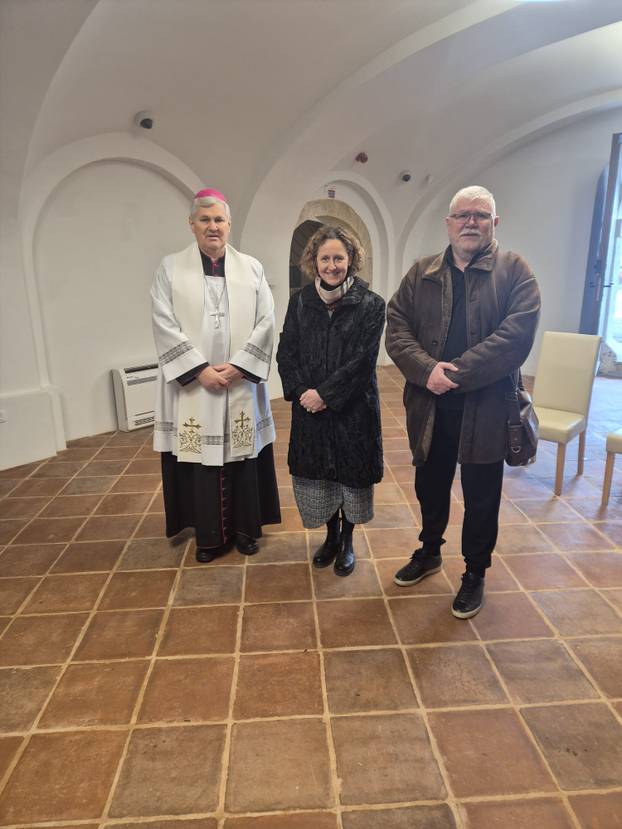 FOTO Blagoslov župnog dvora u Selima: Od danas i čuvaonica umjetnina Sisačke biskupije