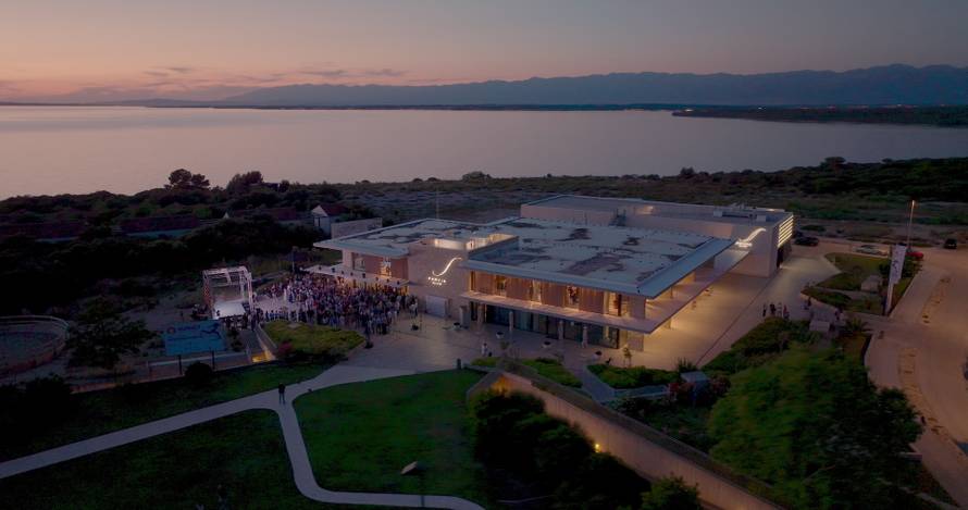 Legendarni MMA borac Stipe Miočić u lipnju stiže u Hrvatsku