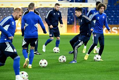 FOTO Dinamovci odradili trening na kultnom Stamford Bridgeu