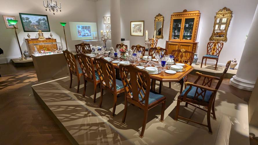 Sotheby's auctions Freddie Mercury's estate