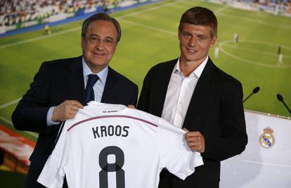 Nevolje za Modrića u Madridu: Stigao Kroos, a stiže i James