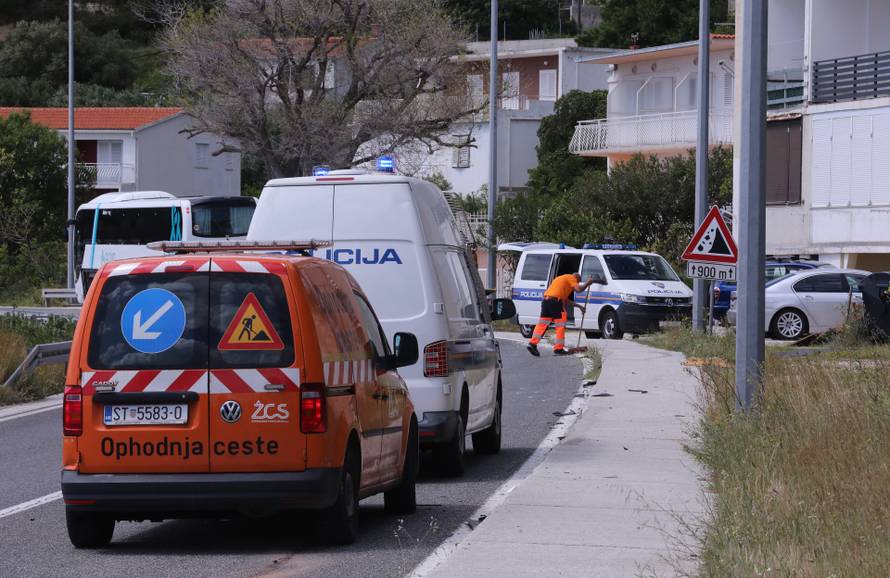 Minice: Četiri osobe ozlijeđene u prometnoj nesreći