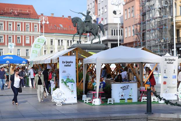 Zagreb: Na glavnom Trgu odrÅ¾ava se ZeGeVege festival