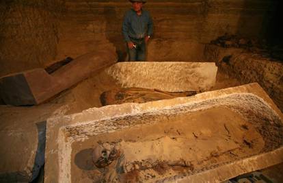Arheolozi pronašli 30-ak novih egipatskih mumija