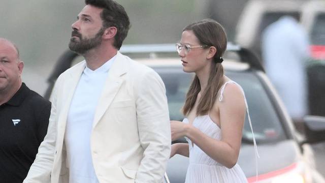 Ben Affleck And Daughter Violet Affleck Are Seen Arriving At Michael Rubin 4th Of July Party In The Hamptons New York This Evening