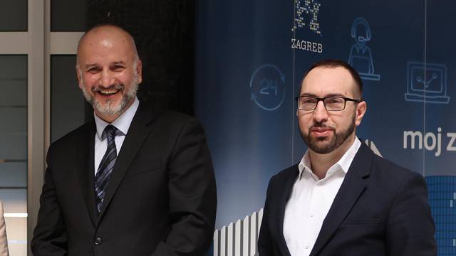 Ivan Novaković i gradonačelnik Grada Zagreba Tomislav Tomašević, održali su briefing za medije na temu Plana poslovanja Zagrebačkog holdinga za 2022.