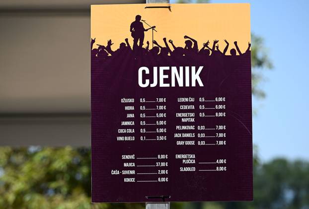 Zagreb: Fan zona na Hipodromu uo&ccaron;i Thompsonovog koncerta