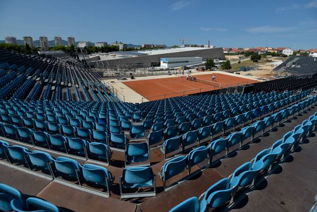 Zadar: Izgradnja teniskog terena na kojemu Äe se susreti Hrvatska i SAD u Davis Cupu