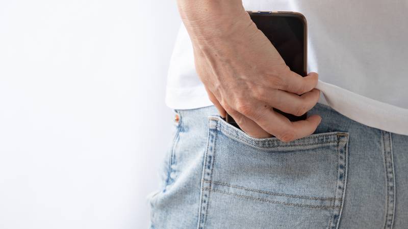 Grčka će od 2027. zabraniti mreže mlađima od 15: 'Cilj je gurnuti EU u tom smjeru!'