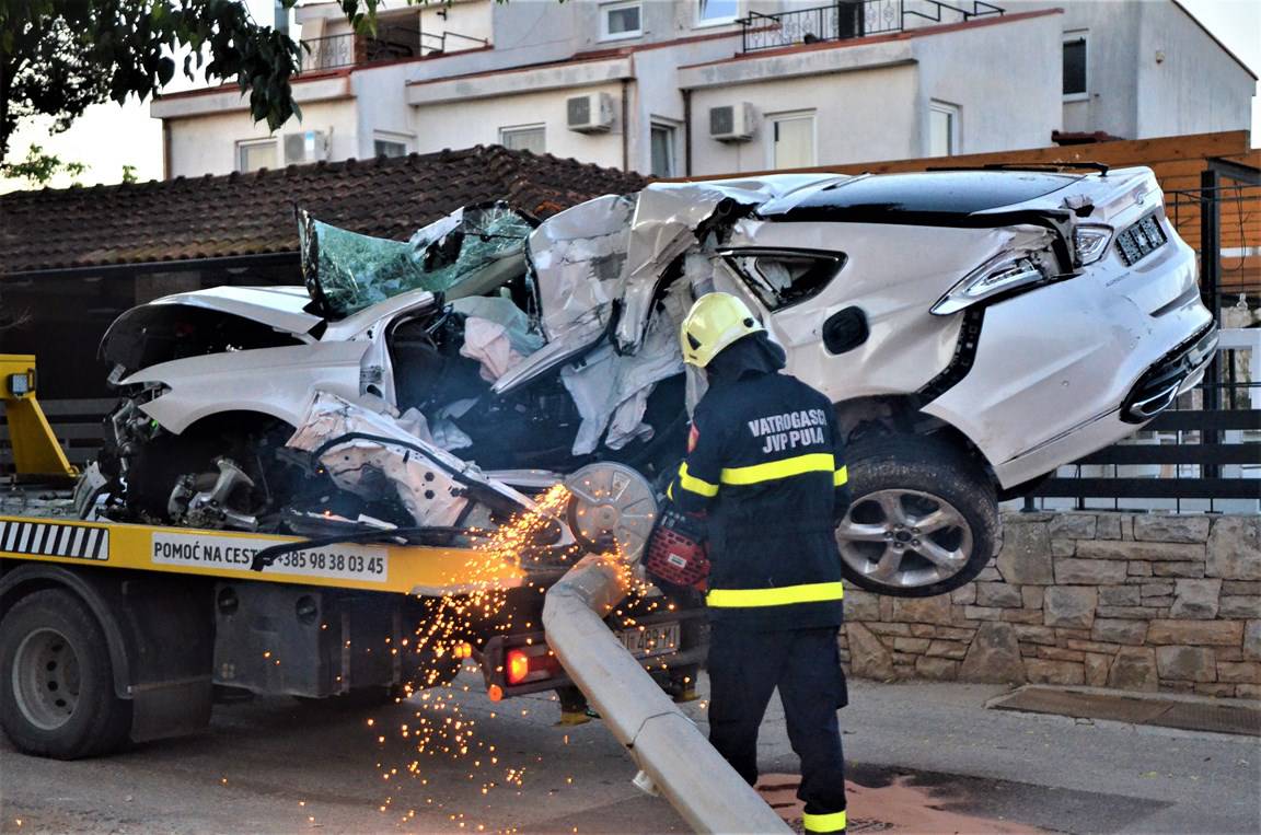 Detalji stravične nesreće: Otac troje djece poginuo u Medulinu