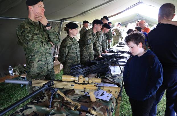 Zagreb: Proslava Dana državnosti na Jarunu 