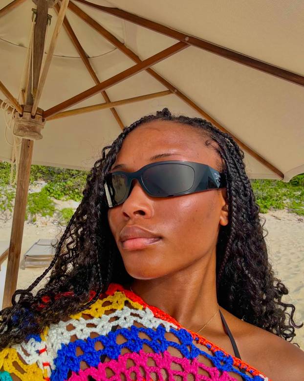 FOTO Arsenalovac osvojio njeno srce prije Premiershipa. Kupio i prsten koji vrijedi bogatstvo