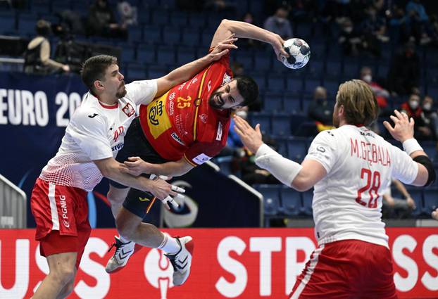 EHF 2022 Men's European Handball Championship - Main Round - Poland v Spain