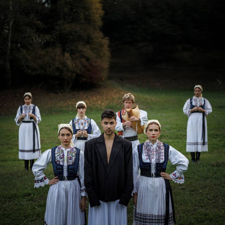 VIDEO Poslušajte 'Tane', novi duet grupe Lelek i Marina