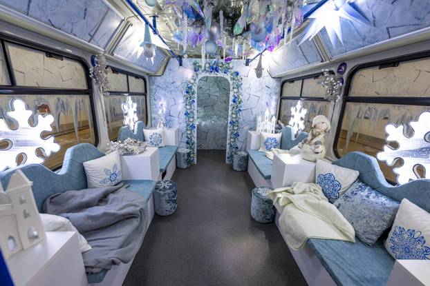 Božićni tramvaj uveseljavat će putnike u Osijeku 