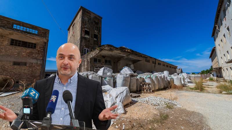 Bosanac želi da se o otpadu u Lici raspravlja u EU parlamentu: 'To nadilazi granice Hrvatske...'