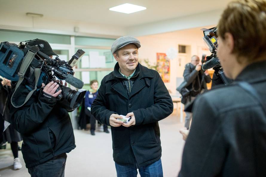 Zagreb: Predsjednički kandidat Dario Juričan glasovao na predsjedničkim izborima