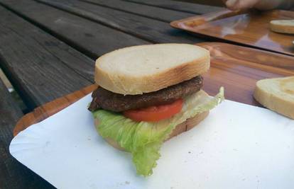 Plitvički hamburger sada ima konkurenciju - šibensku platu