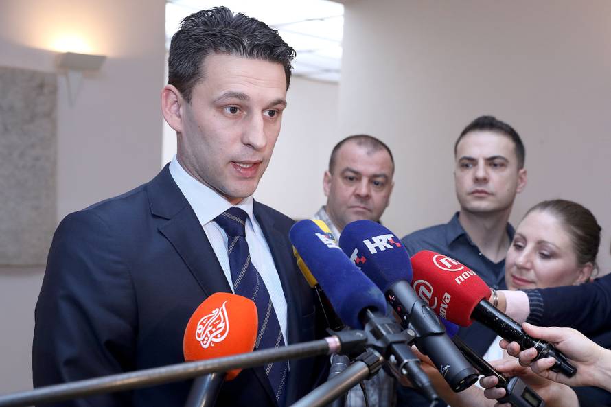 Petrov: Plenković je smijenio ministre zbog zataškavanja