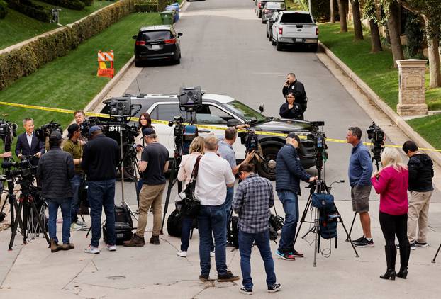 Sean 'Diddy' Combs' properties in L.A. and Miami raided by federal agents