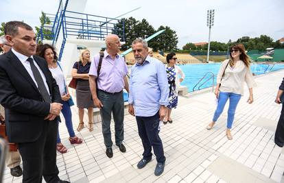 Bandić otkrio što će pojeftiniti do 50 posto - gradski bazeni
