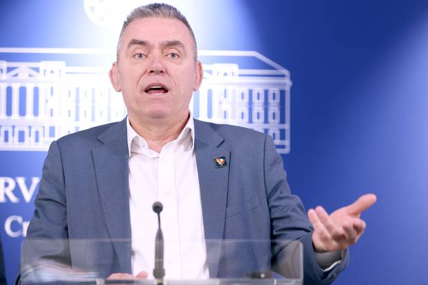 Zagreb: Stipo Mlinarić i Tomislav Josić o presudi majoru JNA Mediću