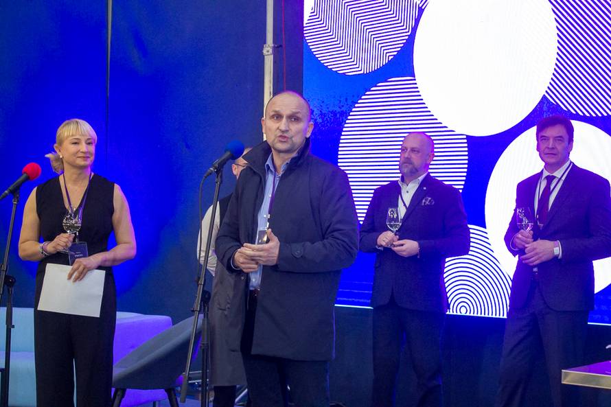 Učenici Ugostiteljsko-turističke škole Osijek prezentirali svoje vještine na WineOs sajmu