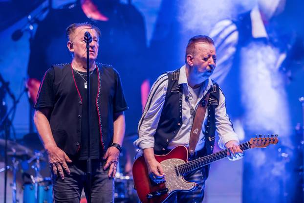 Split: Koncert Prljavog Kazališta na Splitskoj Rivi povodom Dana Domovinske Zahvalnosti