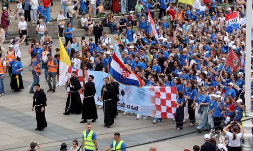 FOTO Hodo&ccaron;asnici Antunovskog hoda pro&scaron;etali su Zagrebom: Na Trgu ih &ccaron;eka duhovni program...