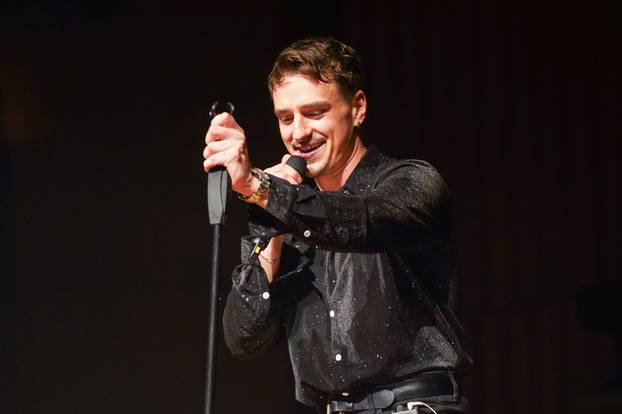 Zagreb: Adi Sose održao koncert u rasprodanoj dvorani Lisinski