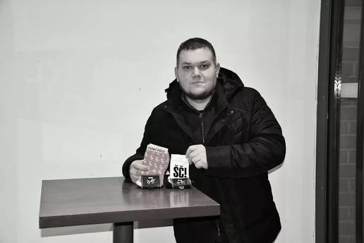 Luka (38) do&scaron;ao na hitnu u &Ccaron;akovcu. Pregledali su ga i poslali u &ccaron;ekaonicu. Umro je