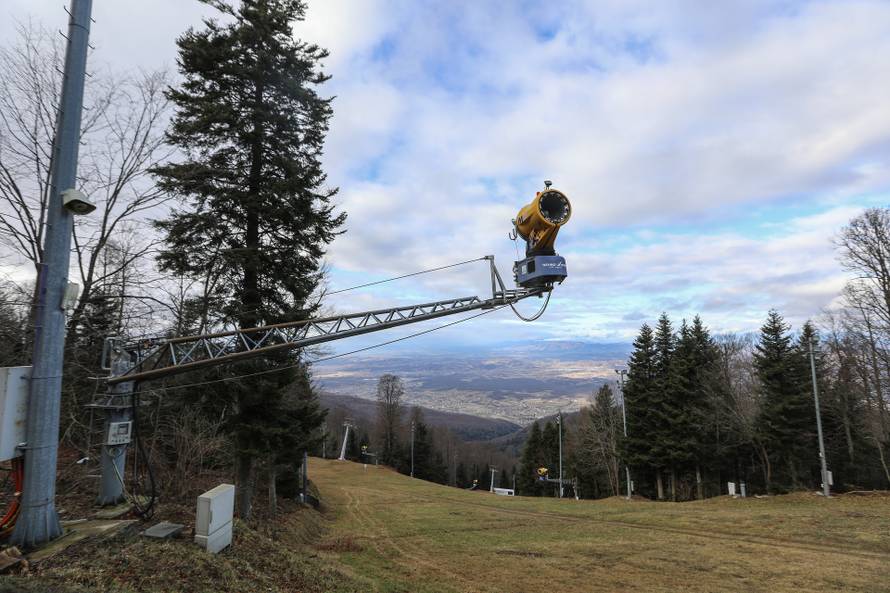 U prvim danima siječnja zagrebačko Sljeme bez hladne zime i pravog snijega