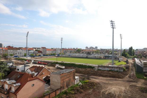 Zagreb: Početak rušenja zapadne tribine stadiona u Kranjčevićevoj