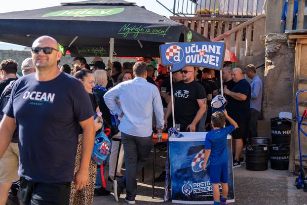 Senj: NK Nehaj proslavio 105. rođendan prijateljskom utakmicom protiv Dinama