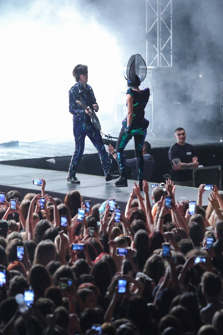 Zagreb: Buč Kesidi na rasprodanoj Šalati  pripremio spektakl 