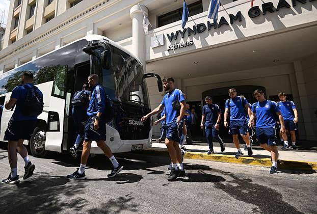 Atena: GNK Dinamo odlazi iz hotela nakon što je utakmica zbog nereda BBB odgođena