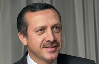 Turska: Uhitili petero koji su htjeli napasti premijera