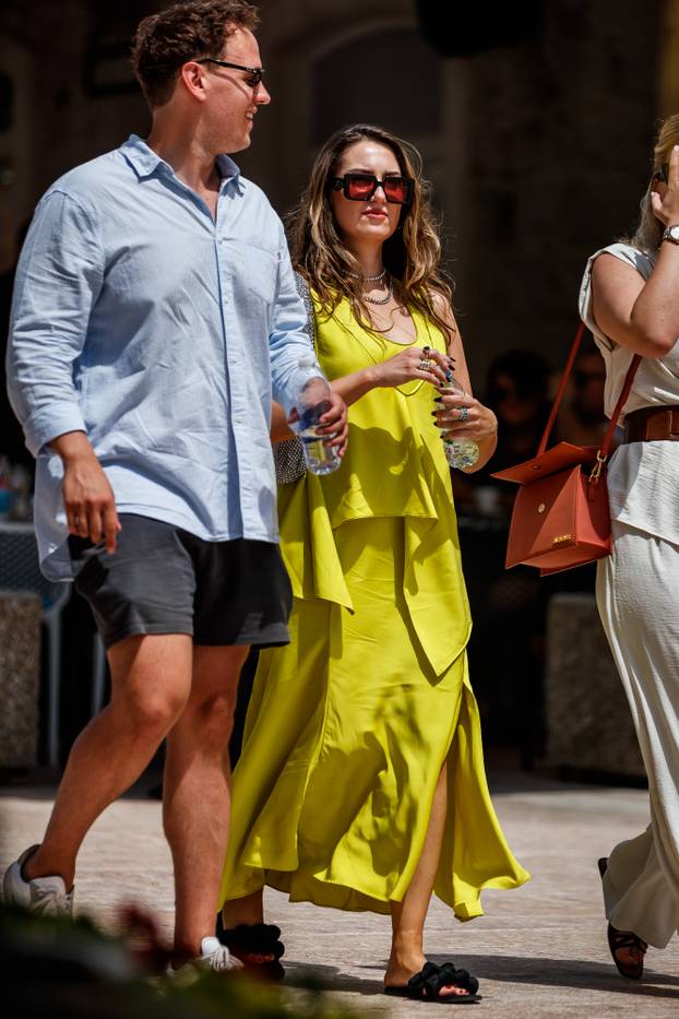 Ulična moda u centru Sinja