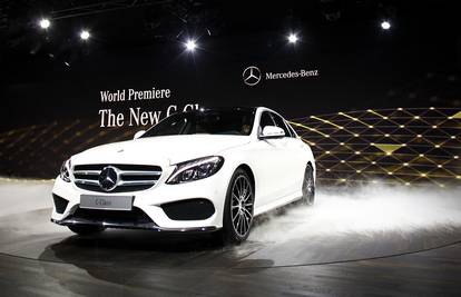 Mercedes na sajmu u Detroitu premijerno predstavio C-klasu