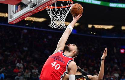 VIDEO Zubac napunio 28 godina uz 28 koševa i čak 20 skokova!