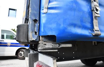 Drogirani, pijani i opasni: Vozio kamion i zabio se u auto u Zagrebu, završio je u zatvoru
