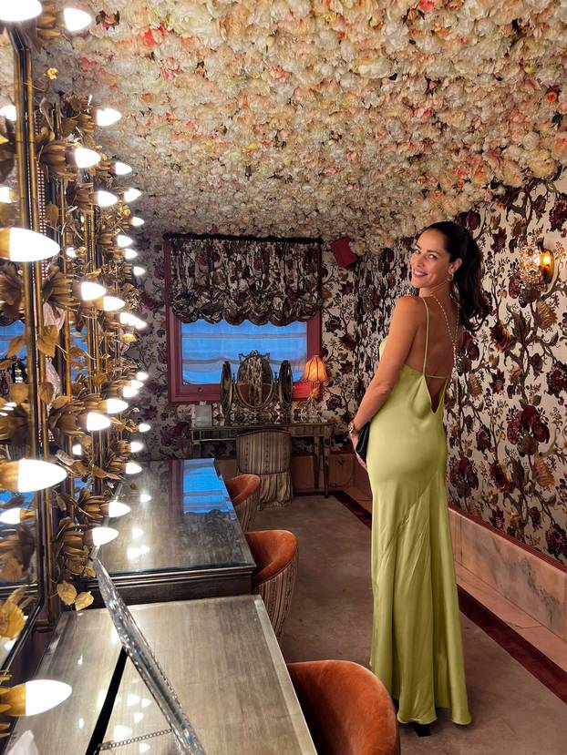 FOTO Schweini u klinču s novom partnericom, ali ni Ana Ivanović ne gubi vrijeme! Evo što radi