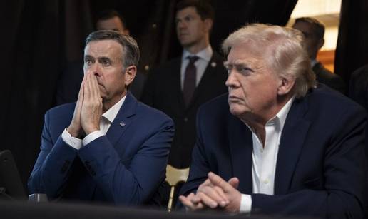 FOTO Trump u&zcaron;ivo pratio svaki korak akcije i uhi&cacute;enje Madura!