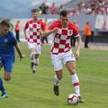 Vatreni slavili na fešti u Omišu, zabijali Perišić, Petko i Modrić