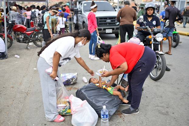 Aftermath of earthquakes in La Guaira