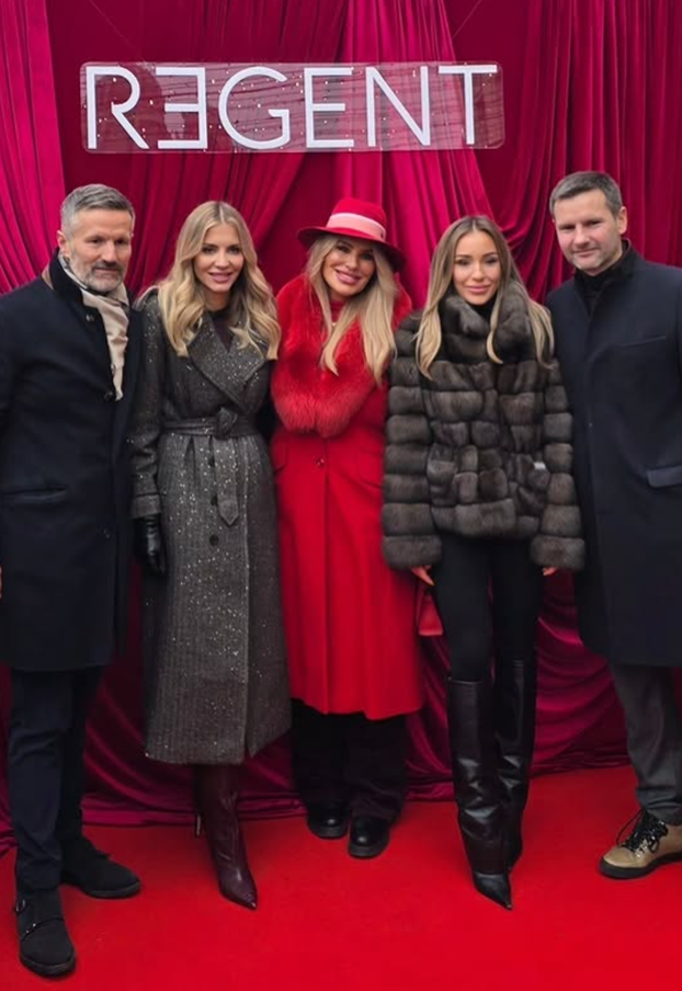 FOTO Todorići na okupu: Iva se istaknula u crvenoj kombinaciji