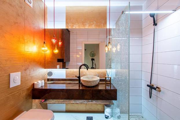 FOTO Jeste li znali da u Zagrebu možete unajmiti stan za BDSM? Pogledajte što se nudi unutra