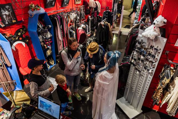 Split: Otvorenje “Vampirica Olja Museuma”