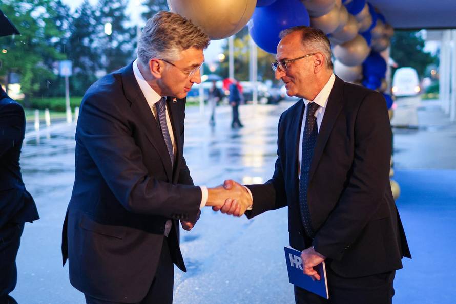 Zagreb: Poznati na svečanosti povodom obilježavnja 100 godina HRT-a
